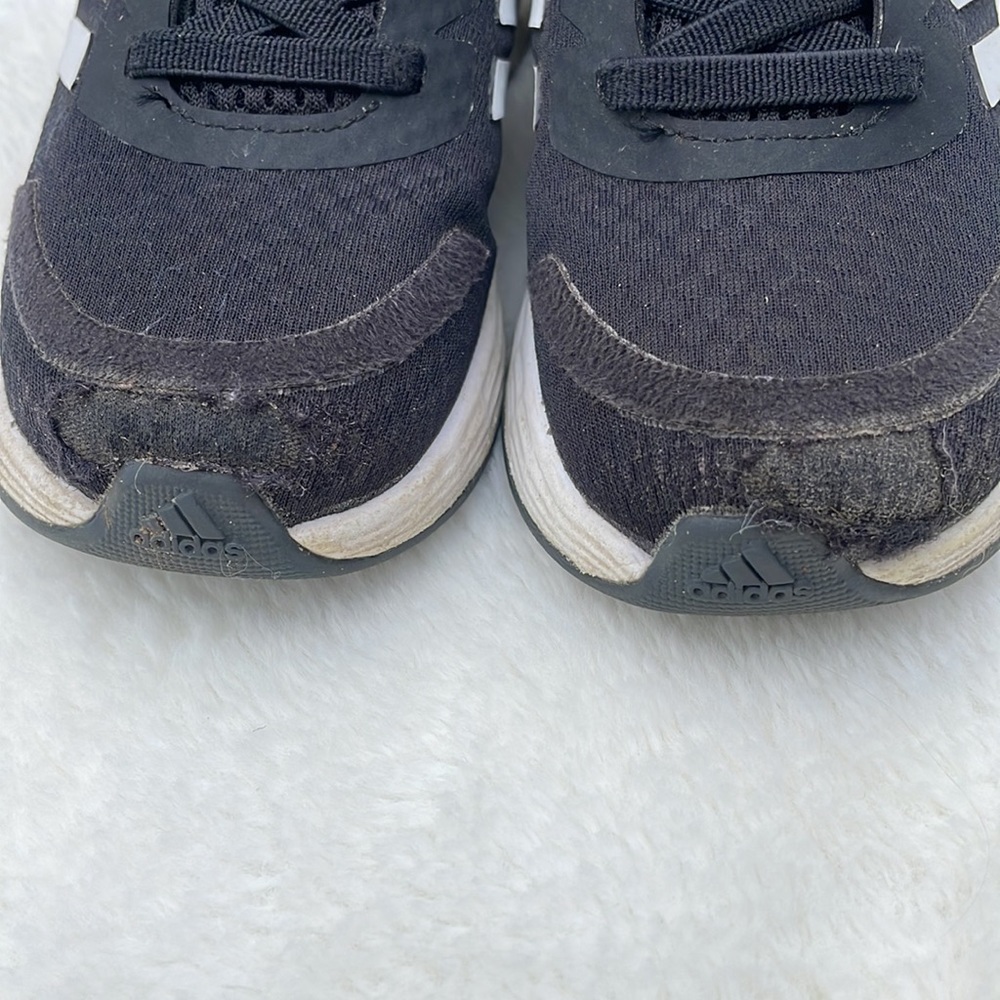 Toddler Adidas Shoes - Picture 2 of 7